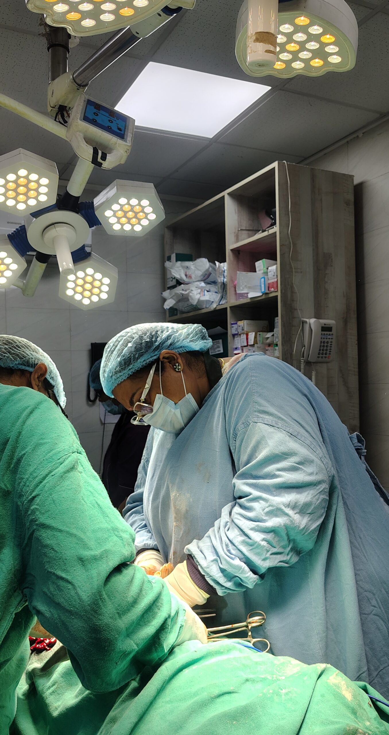Best Gynecology & Obstetrics Treatment in Delhi by Dr. Kalpana Aggarwal at Angel Agastya Hospital providing advanced pregnancy care and safe delivery services
